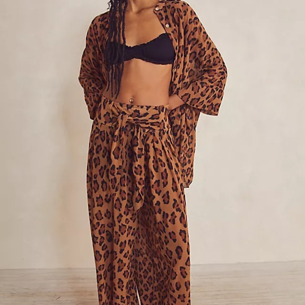 Free People Wake Up Set in Leopard Print - XS